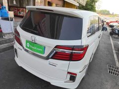 Honda Elysion 2.0L Hybrid Luxury - ფოტო 6