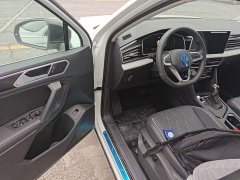 Volkswagen Tiguan L Outstanding Edition 300TSI Automatic Two-Wheel Drive Dragon Ascendant Version - photo 15