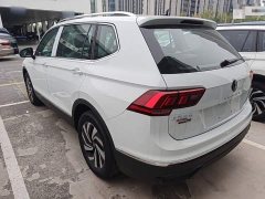 Volkswagen Tiguan L Outstanding Edition 300TSI Automatic Two-Wheel Drive Dragon Ascendant Version - photo 4