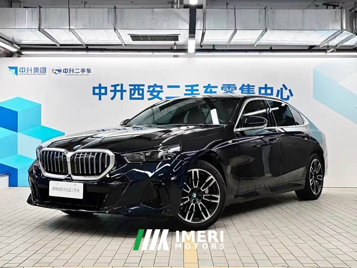 BMW 5 Series 530Li Premier M Sport Package - ავტომობილი ჩინეთიდან