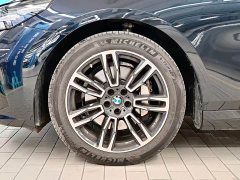 BMW 5 Series 530Li Premier M Sport Package - ფოტო 4