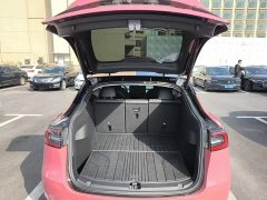 Tesla Model Y Rear-Wheel Drive - ფოტო 18