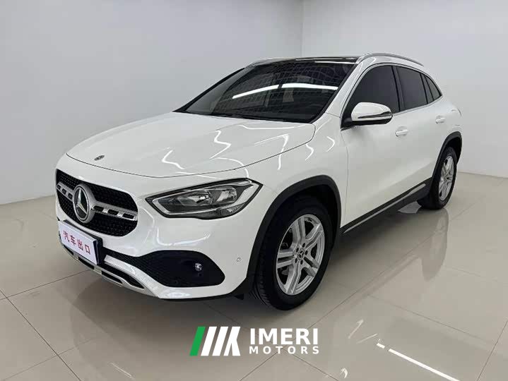 Mercedes-Benz GLA 180