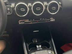 Mercedes-Benz GLA 180 - photo 12