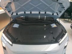 NIO ET5T 75kWh Touring - фото 19