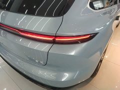 NIO ET5T 75kWh Touring - фото 7