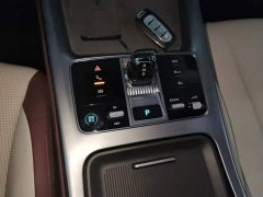 BYD Seal Honor Edition DM-i 1.5L 121km Prestigious Edition - ფოტო 13