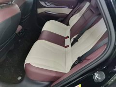 BYD Seal Honor Edition DM-i 1.5L 121km Prestigious Edition - ფოტო 16