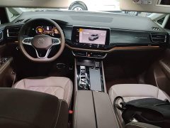 Volkswagen Viloran 380TSI Prestige - photo 9