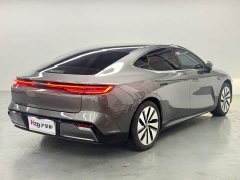 Geely Galaxy E8 665km Rear-Drive Starship Long-Range Edition - фото 9