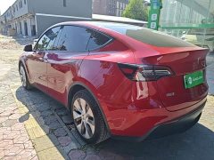 Tesla Model Y Rear-Wheel Drive - ფოტო 4
