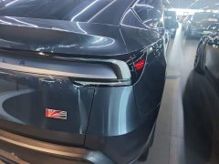 Tesla Model Y Rear-Wheel Drive - ფოტო 7