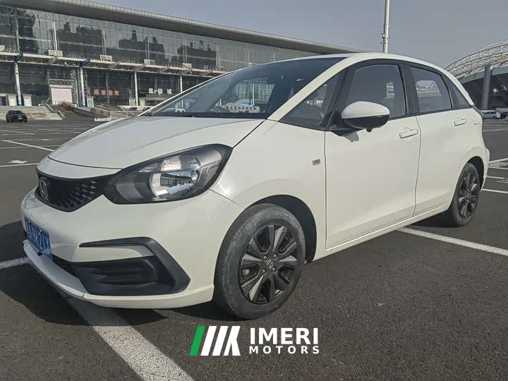 Honda Fit 1.5L CVT Trendy Sunroof Edition
