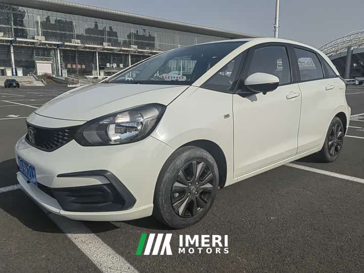 Honda Fit 1.5L CVT Trendy Sunroof Edition - автомобиль из Китая