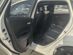 Honda Fit 1.5L CVT Trendy Sunroof Edition - фото 12
