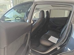 Tesla Model Y Rear-Wheel Drive - ფოტო 16