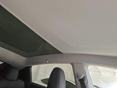 Tesla Model Y Rear-Wheel Drive - ფოტო 17