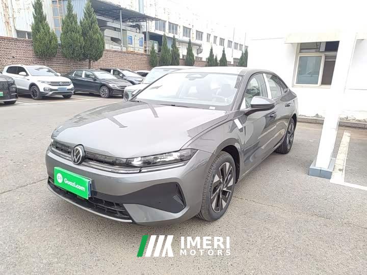 Volkswagen Sagitar L 300TSI DSG Elite