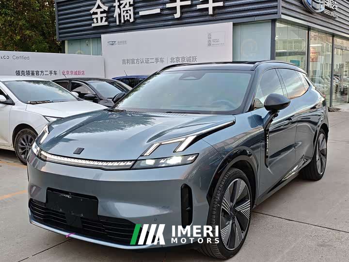 Lynk & Co 08 EM-P 220km AWD Performance Halo