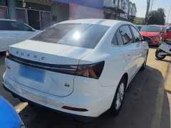 SAIC MG i5 1.5L CVT Luxury - ფოტო 6