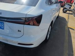 SAIC MG i5 1.5L CVT Luxury - ფოტო 7