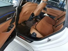 BMW 6 Series GT 630i Luxury Design Package - ფოტო 16