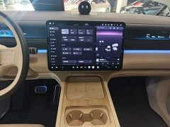 NIO ES8 Six-Seat Executive Luxury Edition - фото 12