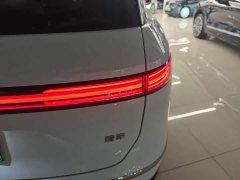 NIO ES8 Six-Seat Executive Luxury Edition - фото 7