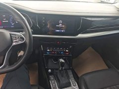 Volkswagen Passat 330TSI Luxury - ფოტო 12