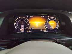 Volkswagen Viloran 380TSI Prestige - ფოტო 11