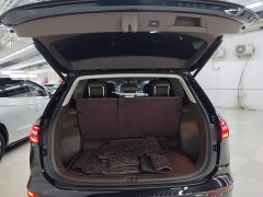 Volkswagen Viloran 380TSI Prestige - ფოტო 18