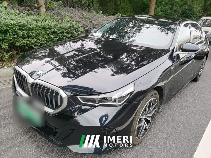 BMW i5 eDrive 35L M Sport Package