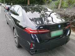 BMW i5 eDrive 35L M Sport Package - ფოტო 4