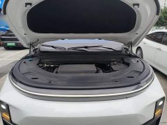 Li Auto L7 Pro - ფოტო 19