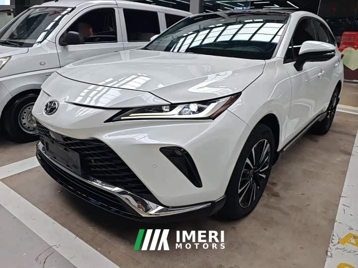 Toyota Weisa 2.0L CVT Two-Wheel Drive Premium Edition - car from China