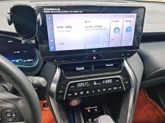 Toyota Weisa 2.0L CVT Two-Wheel Drive Premium Edition - photo 12