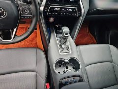 Toyota Weisa 2.0L CVT Two-Wheel Drive Premium Edition - photo 13