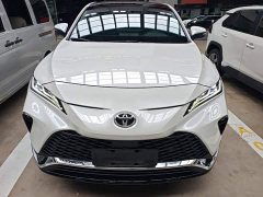 Toyota Weisa 2.0L CVT Two-Wheel Drive Premium Edition - photo 2
