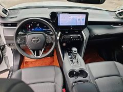 Toyota Weisa 2.0L CVT Two-Wheel Drive Premium Edition - photo 9