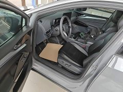 Volkswagen ID.4 CROZZ Pure Enjoyment Limited Edition - ფოტო 11