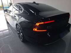 Volvo S90 B5 Intelligent Elegance Luxury Edition - ფოტო 4
