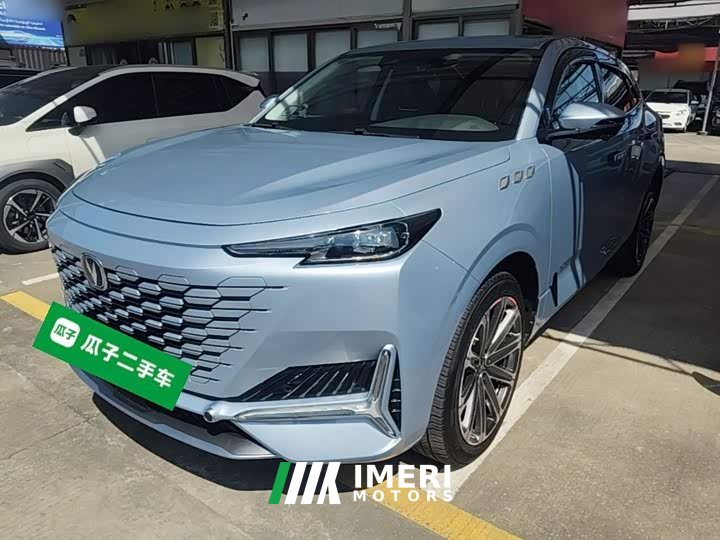 Changan UNI-K 2.0T Premium - ავტომობილი ჩინეთიდან