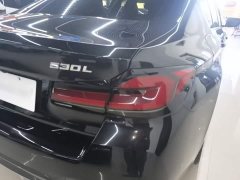 BMW 5 Series Facelift 530Li Premier M Sport Package - ფოტო 7
