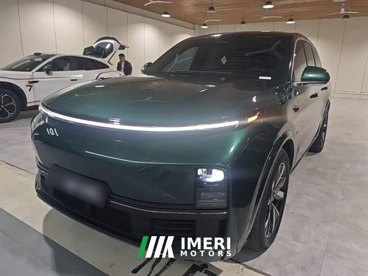 Li Auto L8 Pro