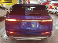 Lincoln Explorer 2.0T FWD Premium - ფოტო 5