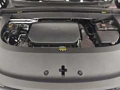 Li Auto L6 Pro - ფოტო 19