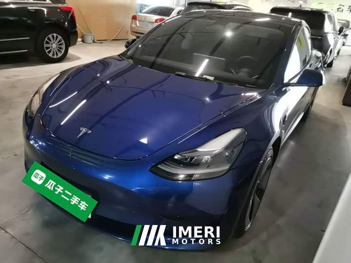 Tesla Model 3 Rear-Wheel Drive