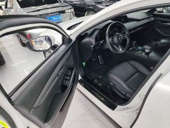 Mazda3 Axela 2.0L Automatic Elegant Edition - ფოტო 15