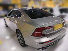 Volvo S60 B4 Intelligent Remote Luxury Edition - фото 6