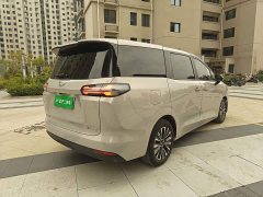 Wuling Starlight 730 New Energy PHEV 125km Luxury - фото 6